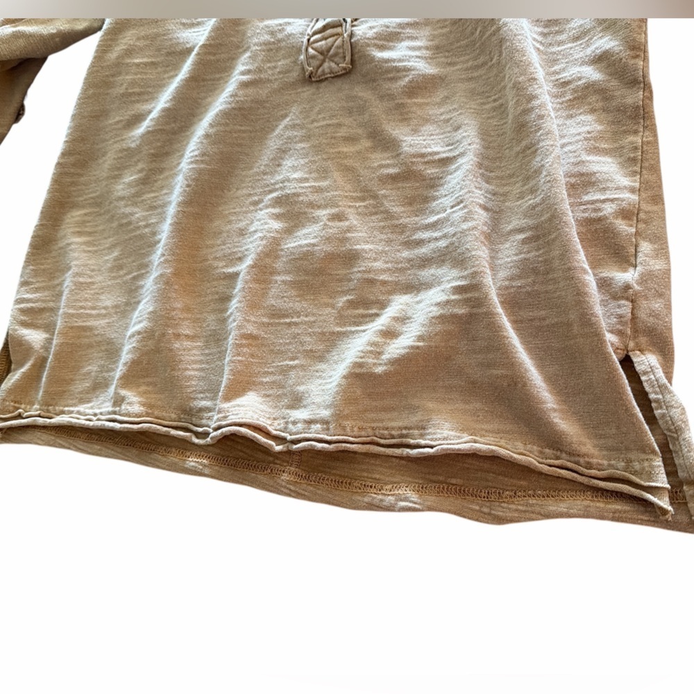 Easel Henley Long Sleeve Top Size Small Camel Color Scooped Neckline Relaxed Fit - Picture 10 of 13
